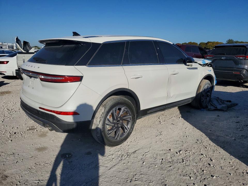 2023 Lincoln Corsair VIN 5LMCJ1CA0PUL04512 COPART salvage auction — FRONT END, Fl - Certificate Of Destruction, sold $5,800 on 2026-07-14 (photo 3)