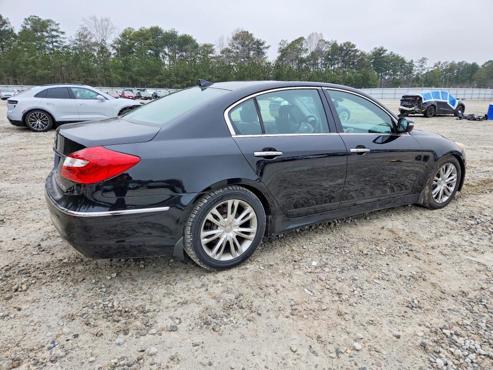 2013 Hyundai Genesis VIN KMHGC4DDXDU232321 COPART salvage auction — SIDE, Ga - Cert Of Title-Salvage, sold $725 on 2026-07-04 (photo 3)