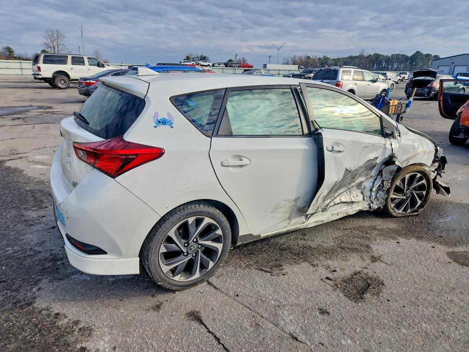 2018 Toyota Corolla VIN JTNKARJE0JJ556398 COPART salvage auction — SIDE, Nc - Salvage Certificate Of Title, sold $275 on 2026-07-28 (photo 3)