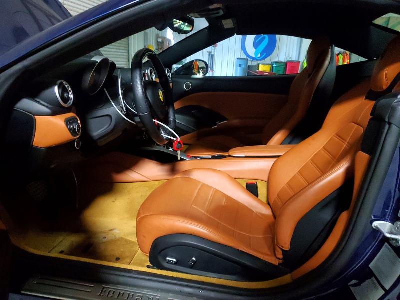 2017 Ferrari California t VIN ZFF77XJA4H0226114 COPART salvage auction — WATER/FLOOD, Fl - Cert Of Title-Slvg Rebld Flood, sold $42,750 on 2026-07-28 (photo 7)