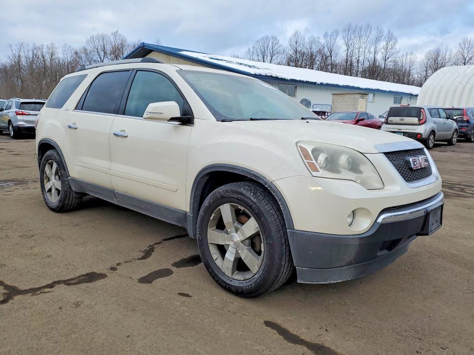2011 Gmc Acadia VIN 1GKKVRED1BJ392790 COPART salvage auction — MINOR DENT/SCRATCHES, NY - CERTIFICATE OF TITLE, sold $2,500 on 2026-09-16 (photo 4)