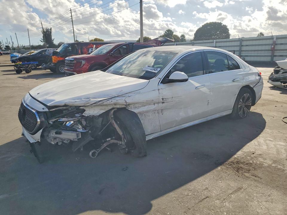 2024 Mercedes-benz VIN W1KLF4HB9RA006529 COPART salvage auction — FRONT END, Fl - Cert Of Title Slvg Rebuildable, sold $22,000 on 2026-07-13 (photo 1)