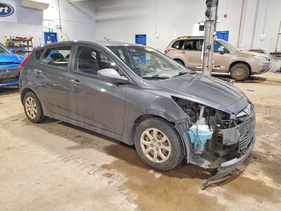 2013 Hyundai Accent VIN KMHCT5AE7DU096943 COPART salvage auction — FRONT END, Ns - Salvage Title, sold $900 on 2026-07-16 (photo 4)