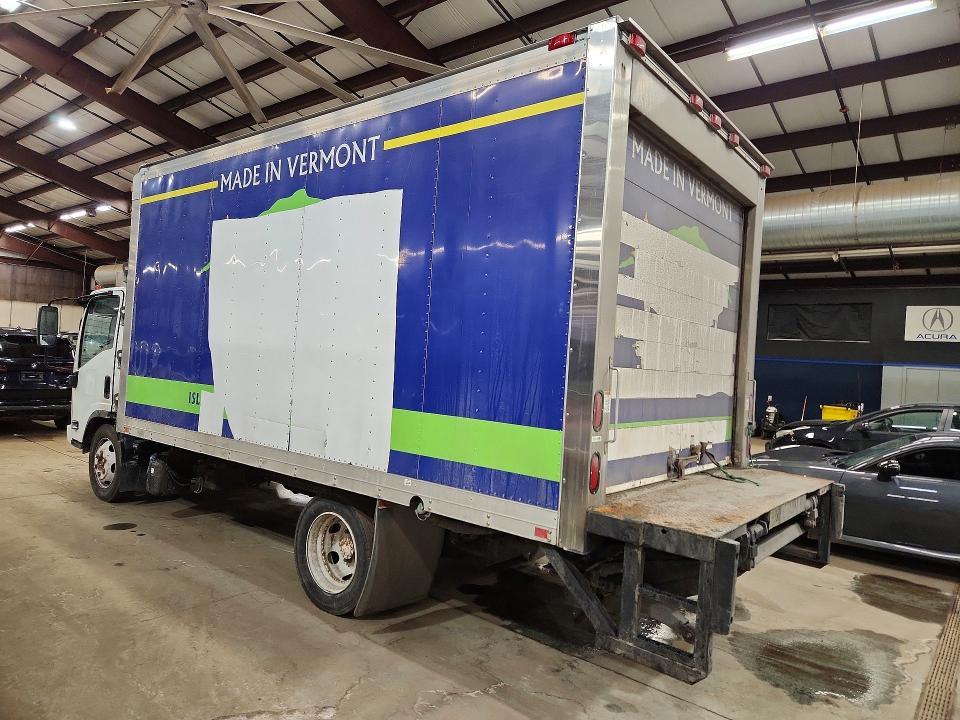 2015 Isuzu Nqr VIN JALE5W167F7900521 COPART salvage auction — MINOR DENT/SCRATCHES, Vt - Certificate Of Title, sold $13,500 on 2026-07-08 (photo 2)