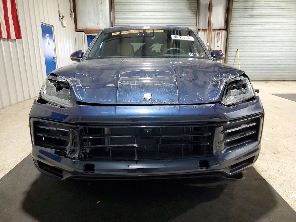 2025 Porsche Cayenne VIN WP1AA2AYXSDA05038 COPART salvage auction — FRONT END, NY - CERTIFICATE OF TITLE, sold $50,000 on 2026-07-20 (photo 5)