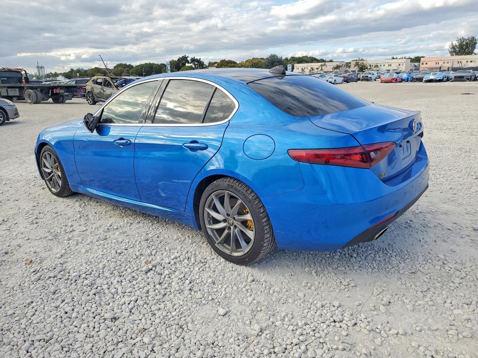 2021 Alfa romeo Giulia VIN ZARFAMBN7M7649272 COPART salvage auction — HAIL, Salvage Title, sold $7,300 on 2026-08-11 (photo 2)