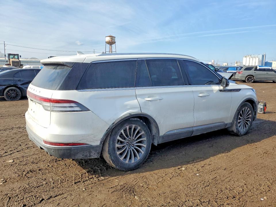 2020 Lincoln Aviator VIN 5LM5J7WC2LGL02536 COPART salvage auction — SIDE, Other, sold $325 on 2026-09-04 (photo 3)