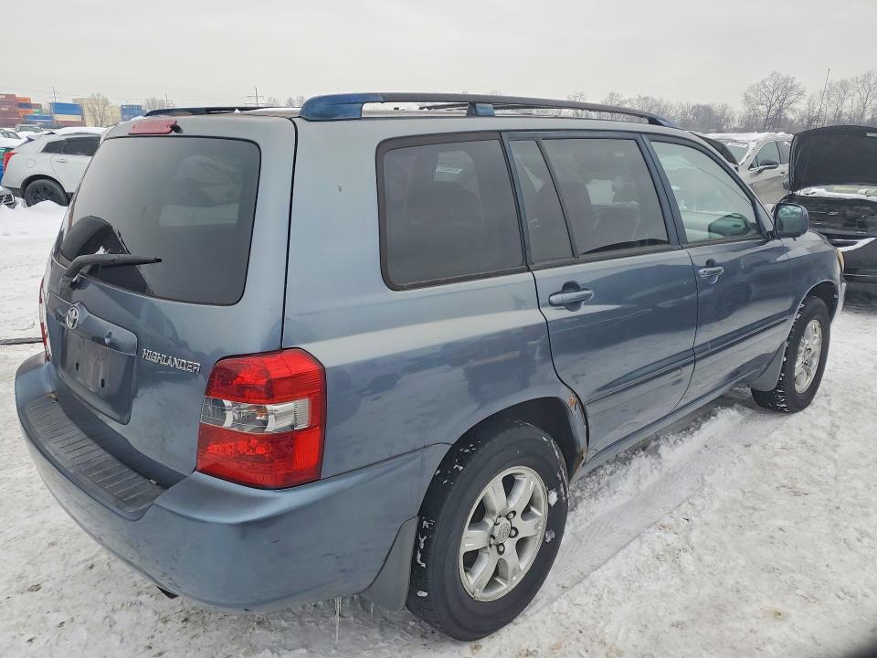 2006 Toyota Highlander VIN JTEDP21A860111836 COPART salvage auction — MINOR DENT/SCRATCHES, OH - CERTIFICATE OF TITLE, sold $775 on 2026-07-14 (photo 3)