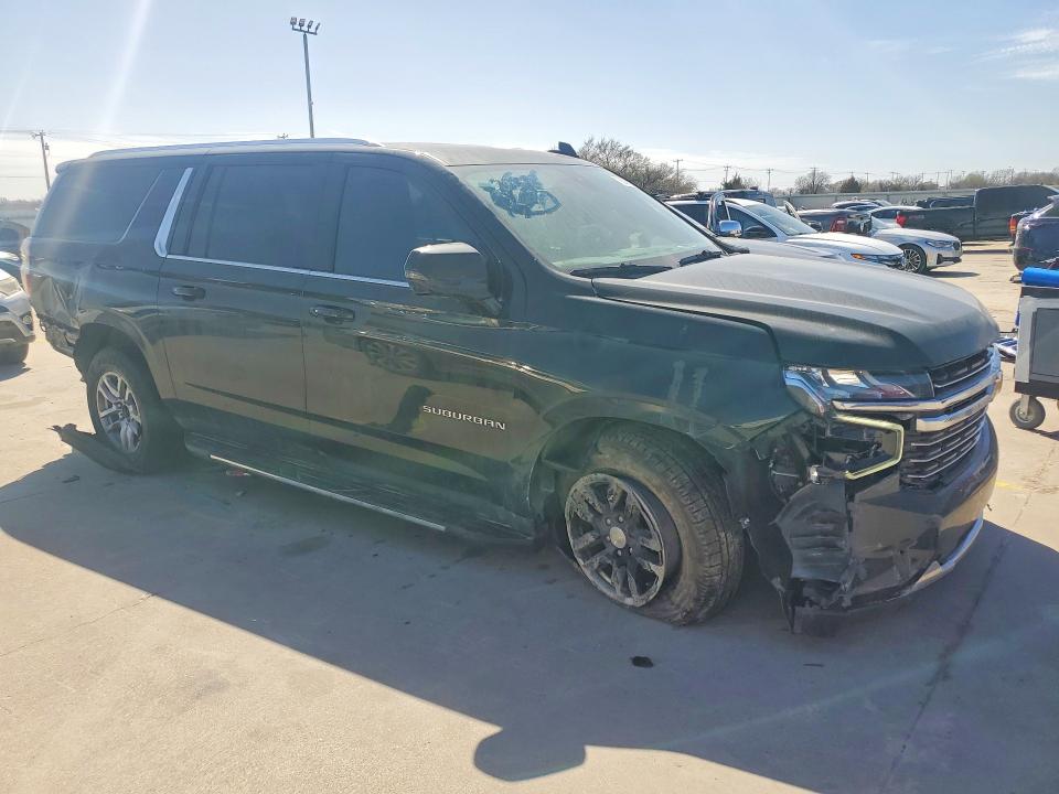 2022 Chevrolet Suburban VIN 1GNSCCKDXNR321832 COPART salvage auction — REAR END, Tx - Salvage Vehicle Title, sold $9,100 on 2026-07-30 (photo 4)