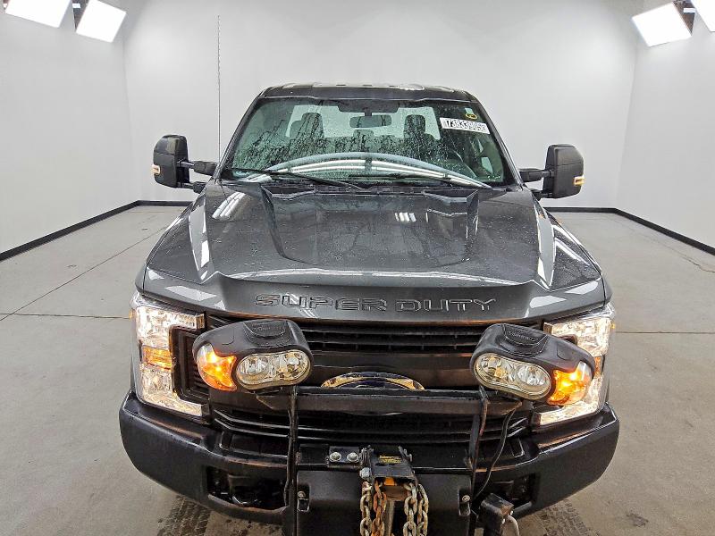 2018 Ford F-250 super duty VIN 1FT7X2BT5JEC68849 COPART salvage auction — MINOR DENT/SCRATCHES, IL - CERTIFICATE OF TITLE, sold $23,500 on 2026-07-16 (photo 5)