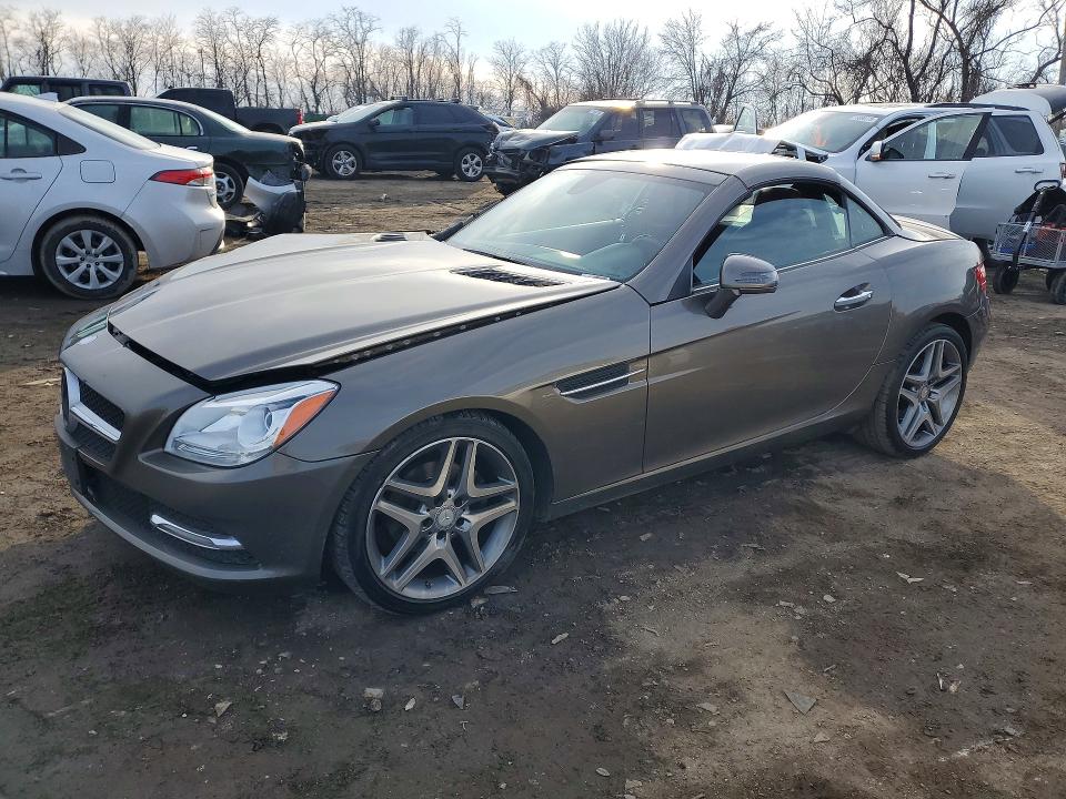 2015 Mercedes-benz Slk-klasse VIN WDDPK4HA1FF099811 COPART salvage auction — FRONT END, Md - Cert Of Salvage > 75% Damage, sold $950 on 2026-07-14 (photo 1)