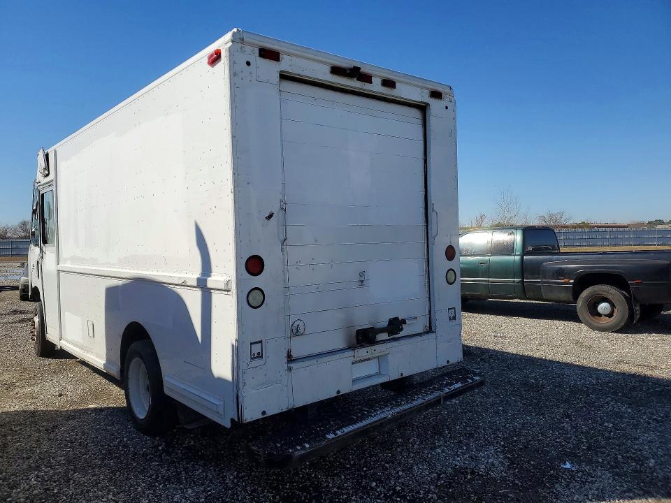 1999 VIN 4UZA4FF40XCA60583 COPART salvage auction — FRONT END, TX - SALVAGE VEHICLE TITLE (P), sold $1,266 on 2026-09-16 (photo 2)