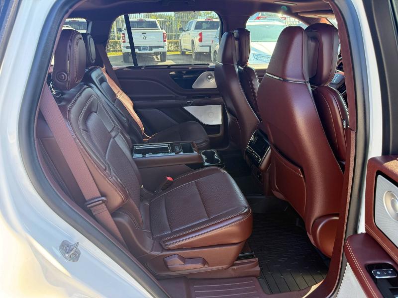 2020 Lincoln Aviator VIN 5LMYJ9YY7LGL15526 COPART salvage auction — Water/Flood, FL - CERT OF TITLE-FLOOD & REBUILT (P), sold $29,750 on 2026-02-18 (photo 6)