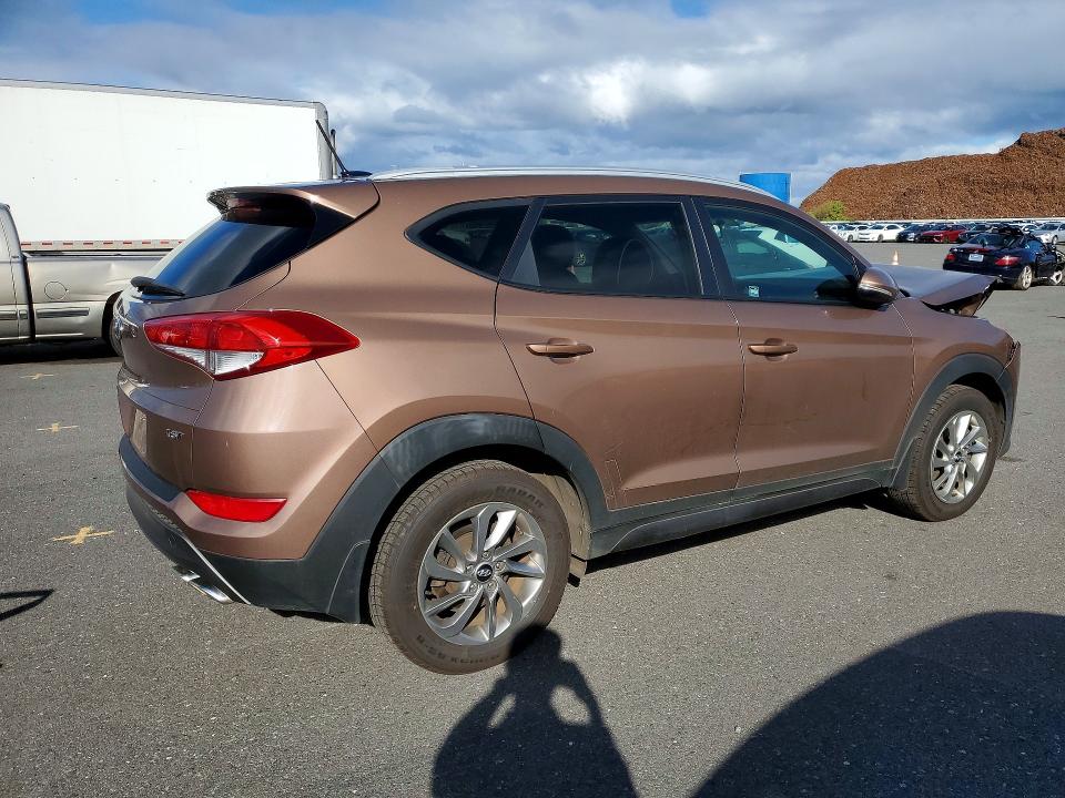 2016 Hyundai Tucson VIN KM8J33A24GU125823 COPART salvage auction — FRONT END, Hi - Certificate Of Salvage, sold $1,050 on 2026-07-27 (photo 3)