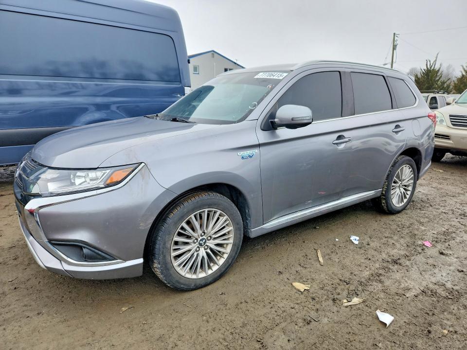 2022 Mitsubishi Outlander VIN JA4J2VA7XNZ030773 COPART salvage auction — MECHANICAL, VA - CERTIFICATE OF TITLE, sold $8,600 on 2026-07-29 (photo 1)