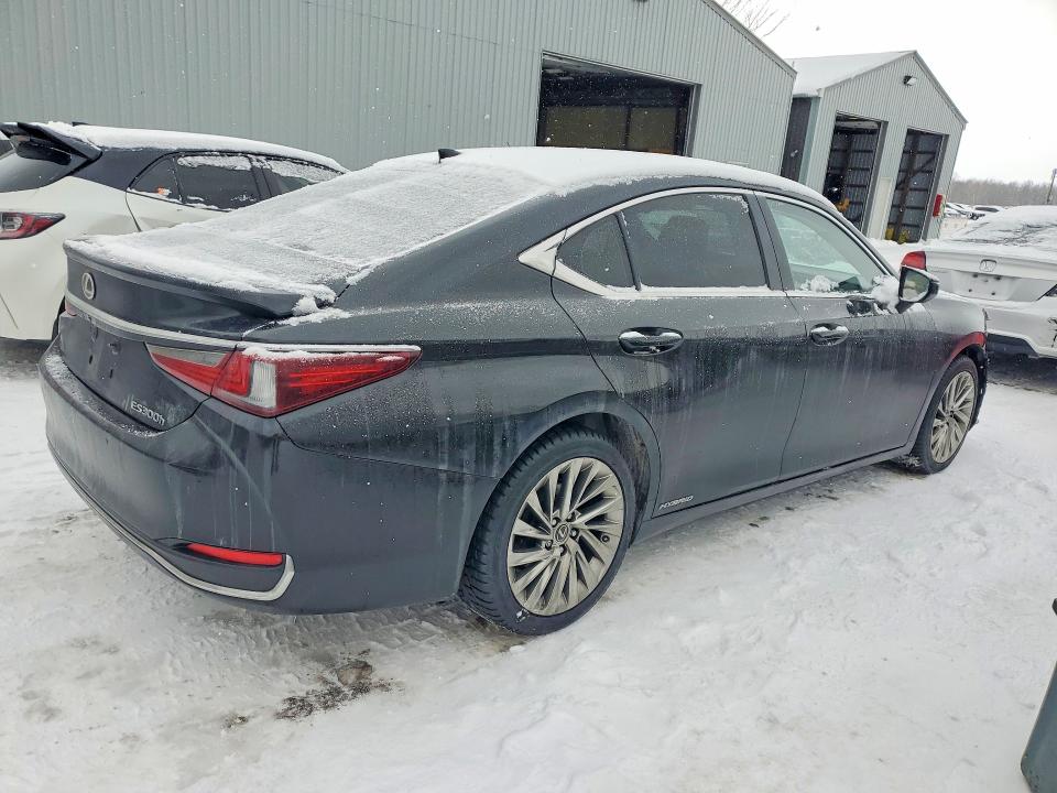 2019 Lexus ES VIN JTHB21B10K2011147 COPART salvage auction — FRONT END, Salvage Title, sold $6,100 on 2026-07-30 (photo 3)