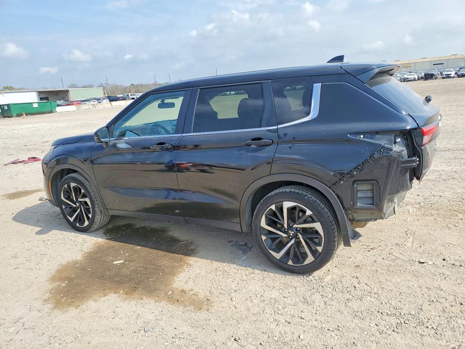 2024 Mitsubishi Outlander VIN JA4J3VA84RZ051744 COPART salvage auction — REAR END, Salvage Title, sold $9,200 on 2026-07-16 (photo 2)
