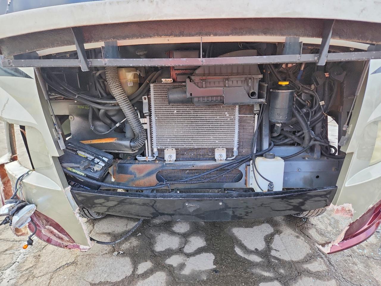 2013 Ford F53 VIN 1F66F5DY4D0A04468 COPART salvage auction — Rollover, MO - SALVAGE CERTIFICATE OF TITLE, sold $5,825 on 2026-04-08 (photo 7)