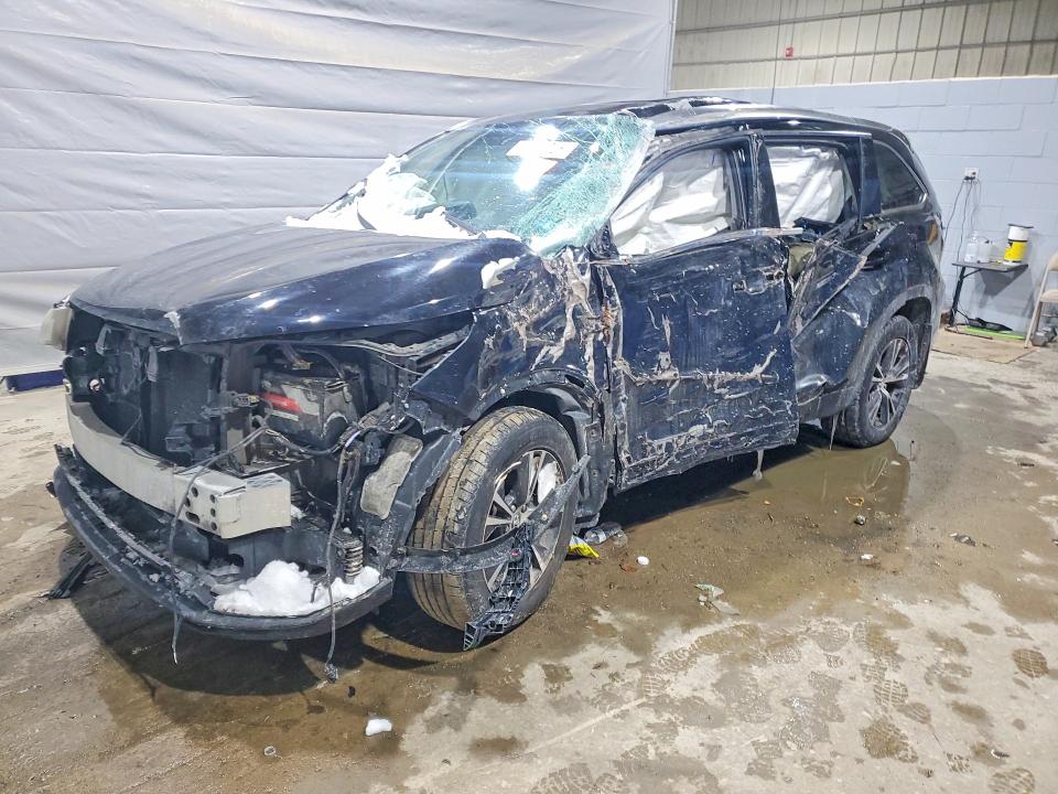 2016 Toyota Highlander VIN 5TDJKRFH6GS300777 COPART salvage auction — FRONT END, Nh - Cert Of Title-Salvage, sold $3,150 on 2026-07-07 (photo 1)