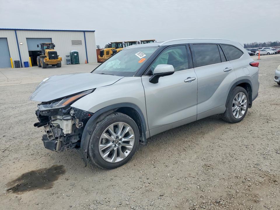 2020 Toyota Highlander VIN 5TDDZRBH7LS031231 COPART salvage auction — FRONT END, Salvage Title, sold $750 on 2026-07-27 (photo 1)