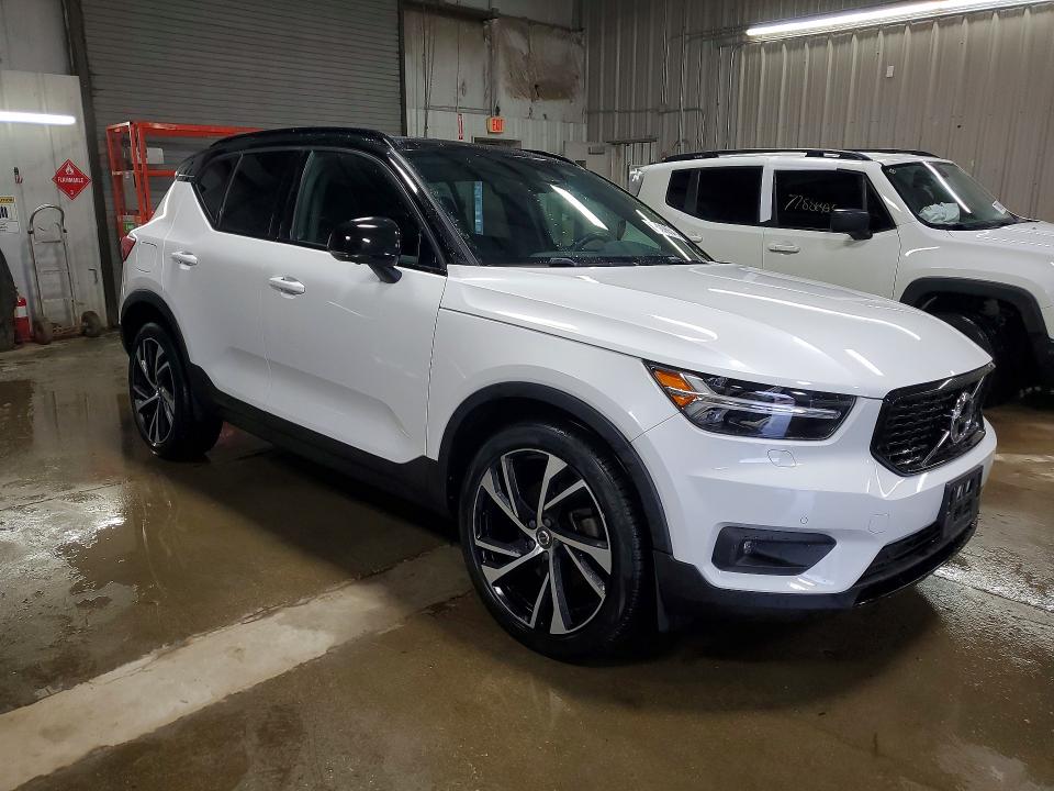 2021 Volvo Xc40 VIN YV4162UM7M2420843 COPART salvage auction — SIDE, Il - Salvage Certificate, sold $7,600 on 2026-07-28 (photo 4)
