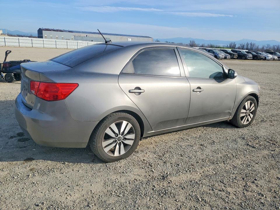 2010 Kia Forte VIN KNAFU4A2XA5162726 COPART salvage auction — FRONT END, Ca - Salvage Certificate, sold $325 on 2026-07-06 (photo 3)
