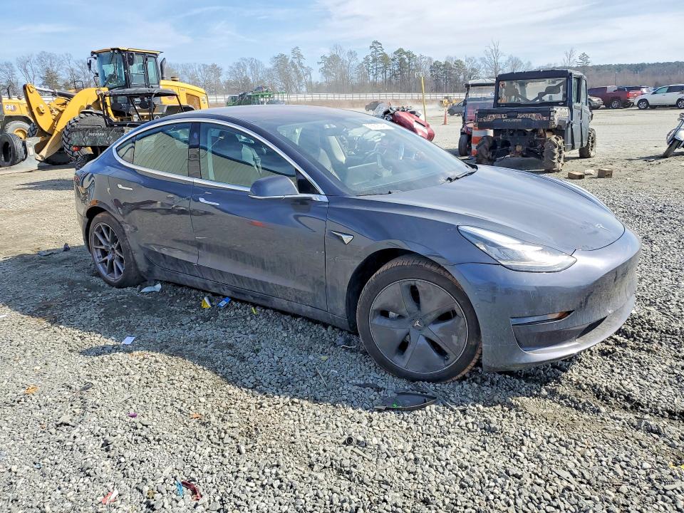 2018 Tesla Model 3 VIN 5YJ3E1EB1JF066543 COPART salvage auction — SIDE, Sc - Cert Of Title-Salvage, sold $5,800 on 2026-07-06 (photo 4)