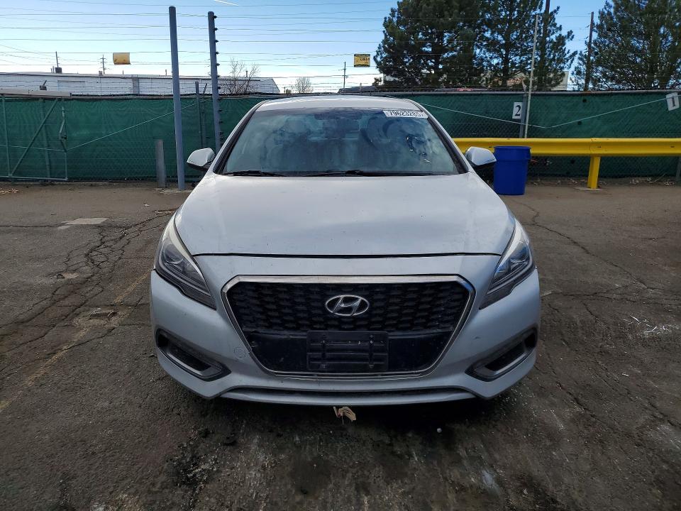 2016 Hyundai Sonata hybrid VIN KMHE24L12GA019970 COPART salvage auction — HAIL, Co - Bill Of Sale-Parts Only, sold $525 on 2026-07-28 (photo 5)