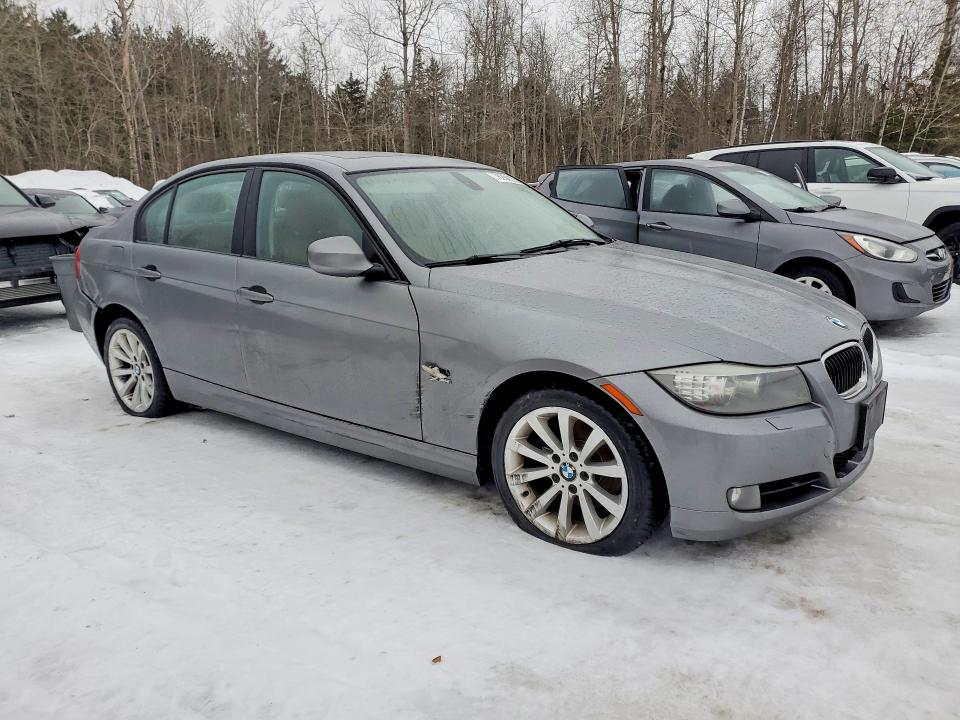 2011 BMW 3 series VIN WBAPK7G58BNN78000 COPART salvage auction — FRONT END, ON - PERMIT NO BRAND - UNFIT, sold $350 on 2026-07-28 (photo 4)