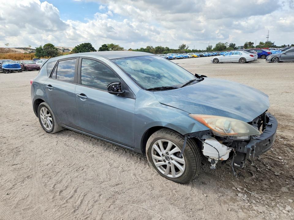 2013 Mazda 3 VIN JM1BL1L71D1706182 COPART salvage auction — FRONT END, Salvage Title, sold $625 on 2026-07-16 (photo 4)