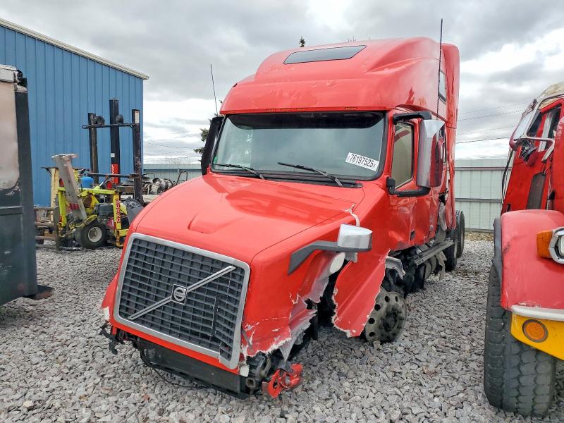 2017 Volvo Vnl VIN 4V4NC9EH5HN980411 COPART salvage auction — UNDERCARRIAGE, Ne - Cert Of Title-Salvage, sold $1,550 on 2026-07-08 (photo 2)