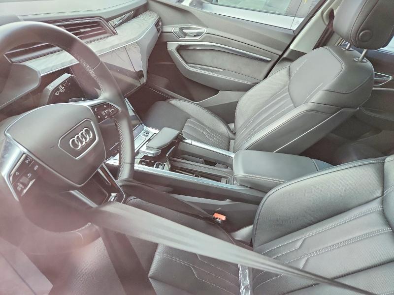 2022 Audi E-tron sportback VIN WA13AAGE3NB025787 COPART salvage auction — NORMAL WEAR, VA - CERT OF TITLE - SALVAGE, sold $17,800 on 2026-08-06 (photo 8)