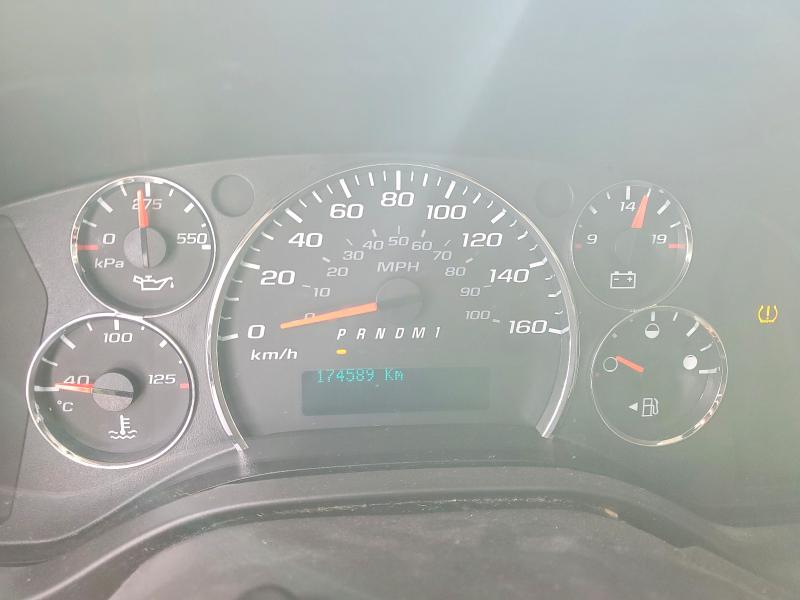 2015 Gmc Savana VIN 1GTW7GCF8F1118993 COPART salvage auction — SIDE, Ns - Salvage Title, sold $2,050 on 2026-07-09 (photo 9)