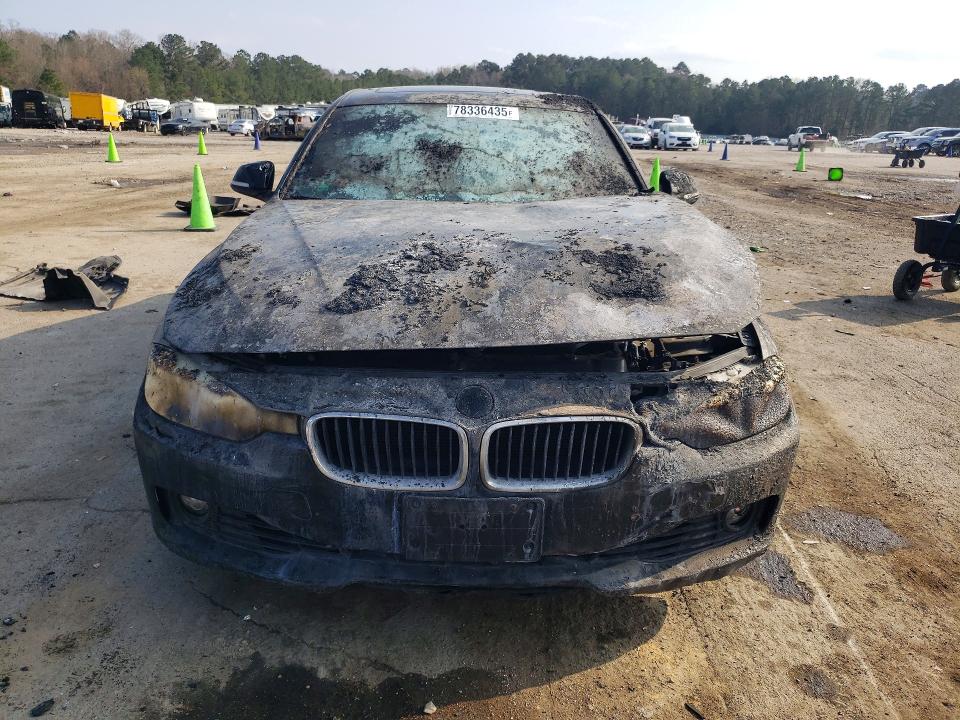2013 BMW 3 series VIN WBA3A5C52DF603658 COPART salvage auction — BURN, Ms - Cert Of Title-Salvaged, sold $275 on 2026-07-06 (photo 5)