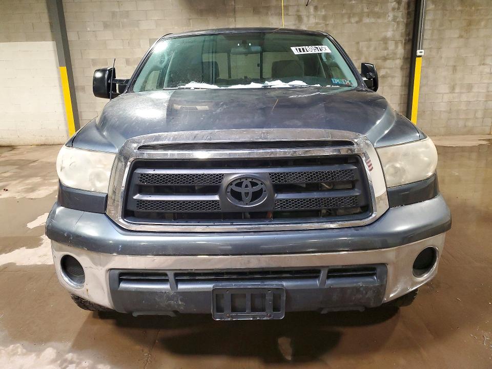 2010 Toyota Tundra VIN 5TFUY5F17AX141969 COPART salvage auction — REAR END, Wv - Certificate Of Title, sold $3,500 on 2026-07-30 (photo 5)