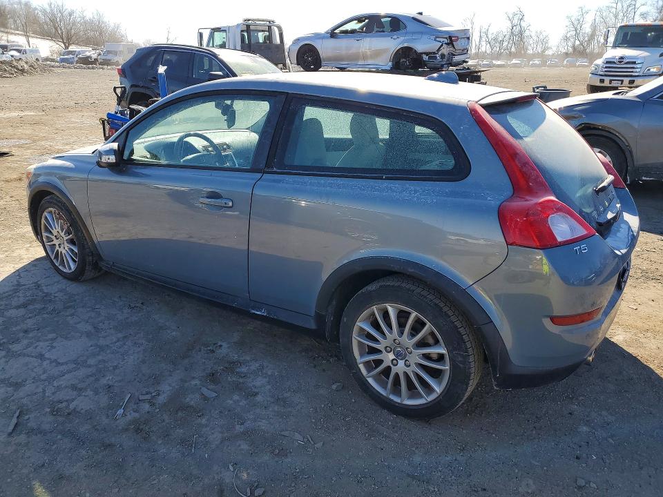 2012 Volvo C30 VIN YV1672MK8C2269900 COPART salvage auction — SIDE, Md - Cert Of Salvage > 75% Damage, sold $600 on 2026-08-04 (photo 2)