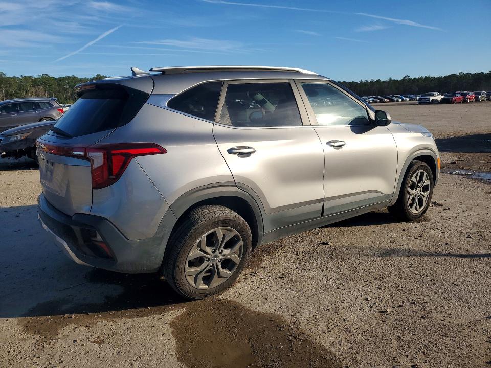 2024 Kia Seltos VIN KNDEU2AA4R7498379 COPART salvage auction — REAR END, Sc - Cert Of Title-Salvage, sold $4,250 on 2026-07-06 (photo 3)