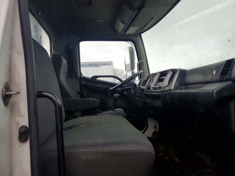 2017 Hino 258/268 VIN 5PVNE8JN3H4S50806 COPART salvage auction — MINOR DENT/SCRATCHES, CA - SALVAGE CERTIFICATE, sold $15,300 on 2026-07-17 (photo 5)
