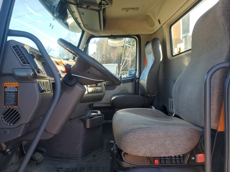 2018 Volvo Vnl VIN 4V4N39EH9JN892757 COPART salvage auction — NORMAL WEAR, IN - DEALER ONLY CLEAN TITLE, sold $5,000 on 2026-07-29 (photo 5)