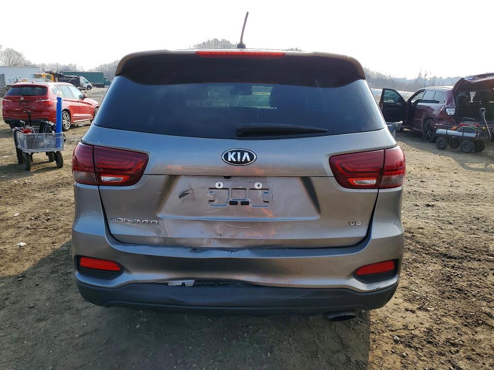 2019 Kia Sorento VIN 5XYPGDA52KG530365 COPART salvage auction — REAR END, Mi - Certificate Of Title, sold $2,250 on 2026-07-09 (photo 6)