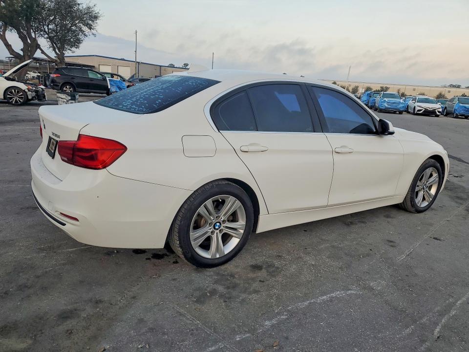 2018 BMW 3er VIN WBA8B9G51JNU96169 COPART salvage auction — MECHANICAL, Fl - Certificate Of Title, sold $1,550 on 2026-07-28 (photo 3)