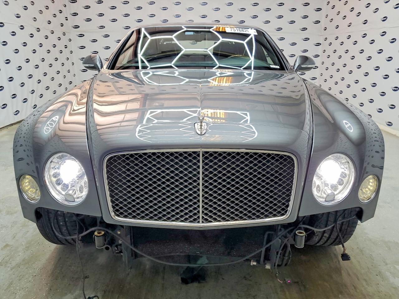 2011 Bentley Mulsanne VIN SCBBB7ZH8BC016150 COPART salvage auction — Unknown, TX - SALVAGE VEHICLE TITLE, sold $35,250 on 2026-02-20 (photo 5)