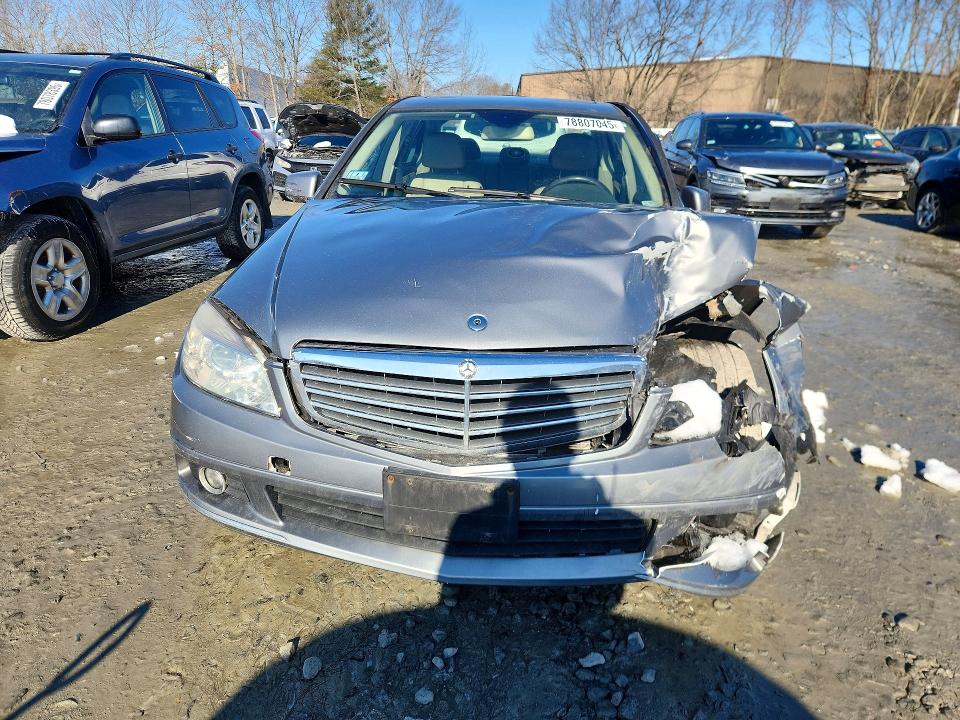 2011 Mercedes-benz C-klasse VIN WDDGF8BB4BR167007 COPART salvage auction — FRONT END, MA - CERT OF TITLE-RECONSTRCTD COLL, sold $125 on 2026-08-20 (photo 5)