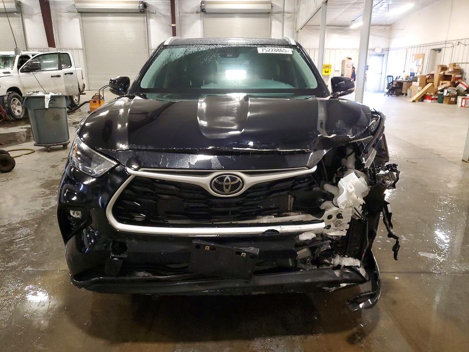 2024 Toyota Highlander VIN 5TDKDRBH8RS557897 COPART salvage auction — FRONT END, Mn - Cert Of Title-Salvage, sold $15,600 on 2026-07-06 (photo 5)