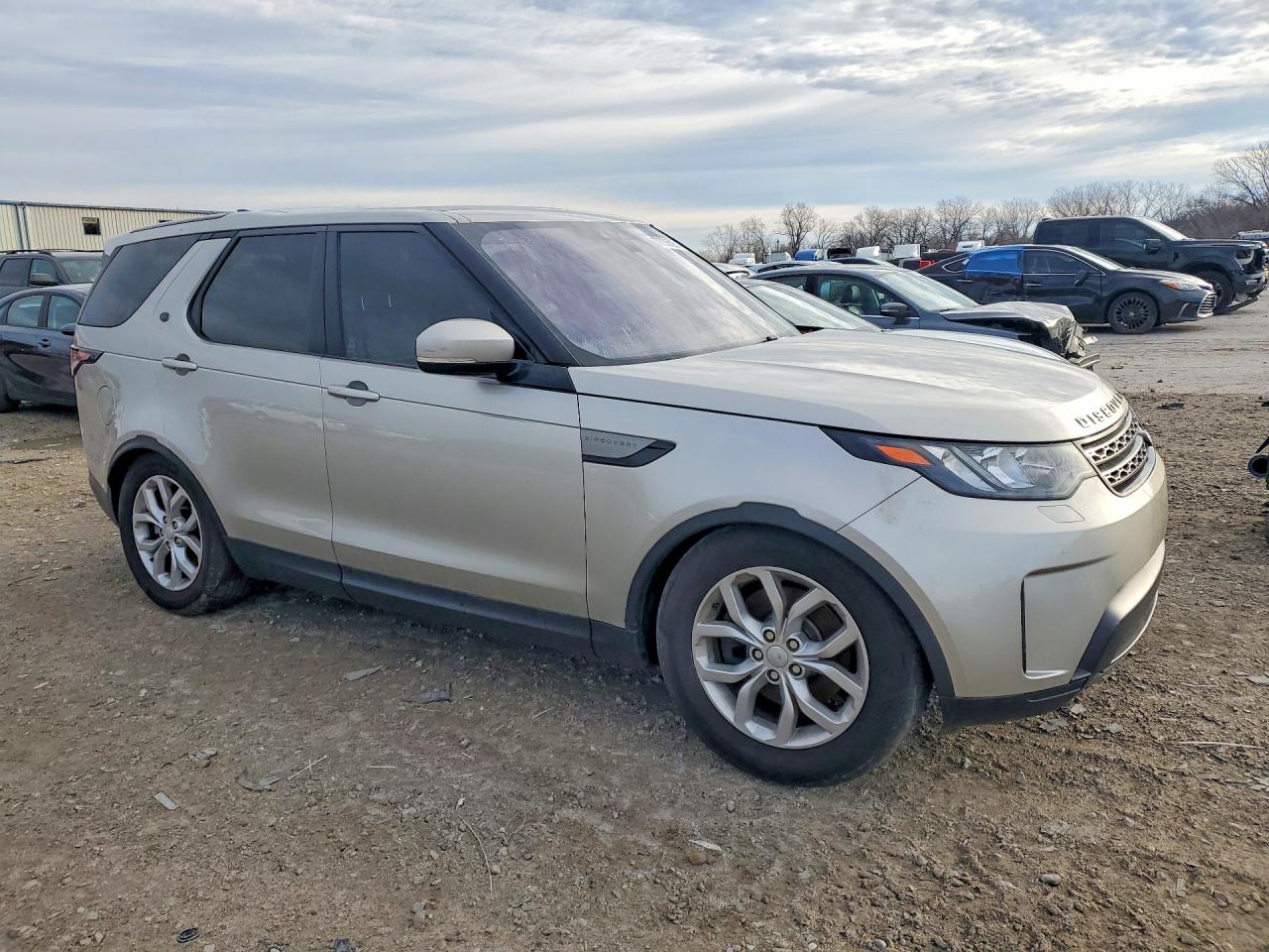 2017 Land Rover Discovery VIN SALRGBBVXHA037322 COPART salvage auction — Minor Dent/Scratches, KS - CERTIFICATE OF TITLE, sold $775 on 2026-07-02 (photo 4)