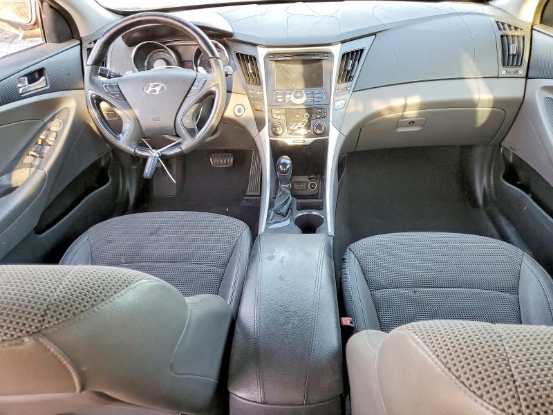 2011 Hyundai Sonata VIN 5NPEC4AC1BH071078 COPART salvage auction — MINOR DENT/SCRATCHES, Ca - Dis/Dlr/Exp Only Clean Title, sold $275 on 2026-07-02 (photo 8)