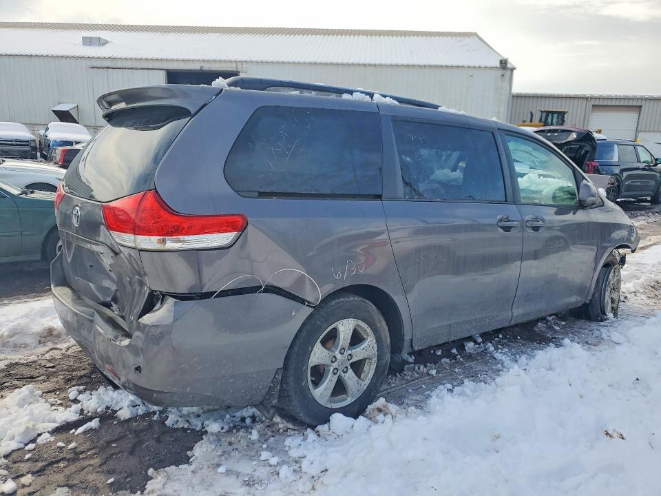 2014 Toyota Sienna VIN 5TDKK3DC1ES523413 COPART salvage auction — FRONT END, Pa - Certificate Of Salvage, sold $1,050 on 2026-07-08 (photo 3)