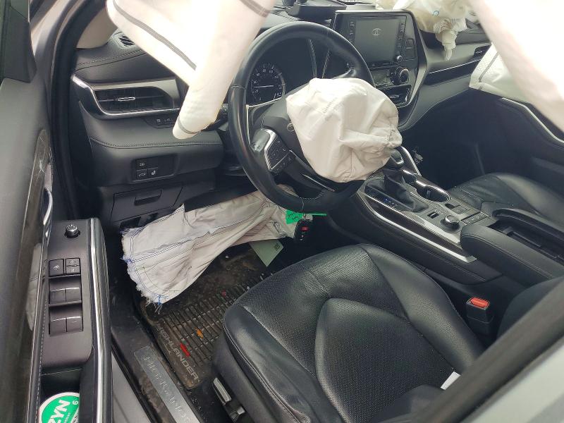 2020 Toyota Highlander VIN 5TDDZRBH7LS031231 COPART salvage auction — FRONT END, Salvage Title, sold $750 on 2026-07-27 (photo 8)