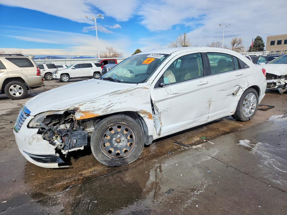 2013 Chrysler 200 VIN 1C3CCBAG2DN721896 COPART salvage auction — SIDE, Tx - Salvage Vehicle Title, sold $275 on 2026-07-22 (photo 1)