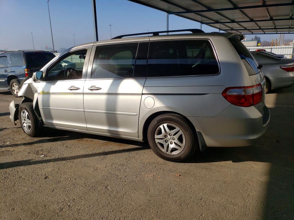 2007 Honda Odyssey VIN 5FNRL387X7B424248 COPART salvage auction — FRONT END, CA - SALVAGE CERTIFICATE, sold $375 on 2026-07-09 (photo 2)